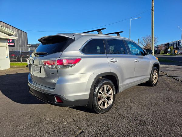 2014 Toyota Highlander GXL AWD 3.5P with Reversing Camera, Parking Sensors, Cruise Control ! Carousel 14