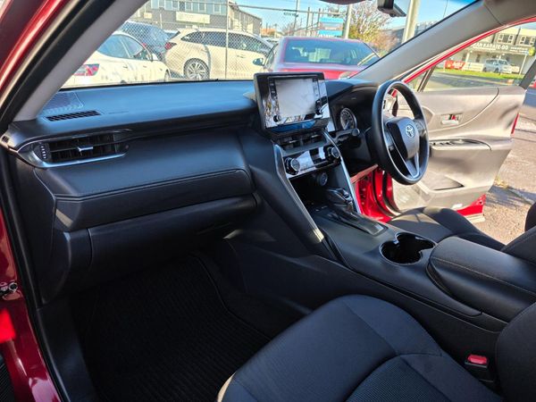 2020 Toyota Harrier Hybrid with Revesing Camera, Parking Sensors, Cruise Control ! Carousel 6