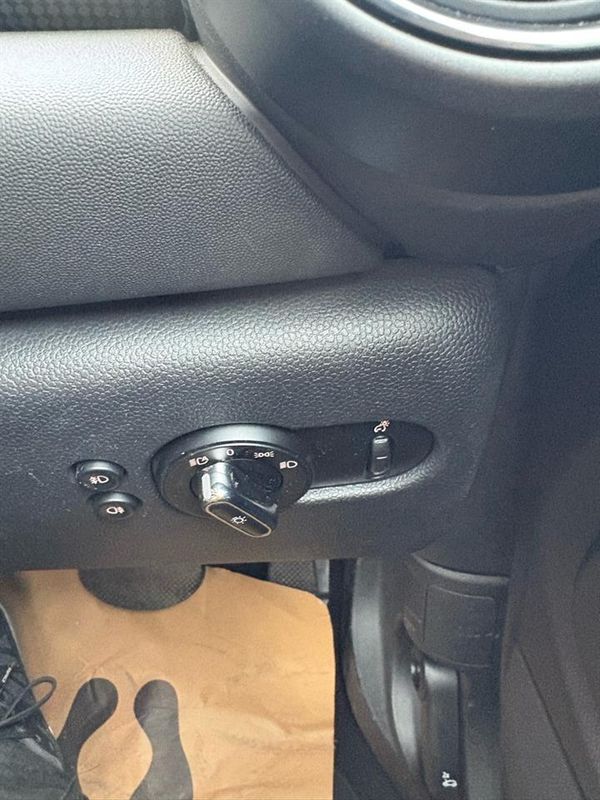 2015 Mini COOPER Carousel 2