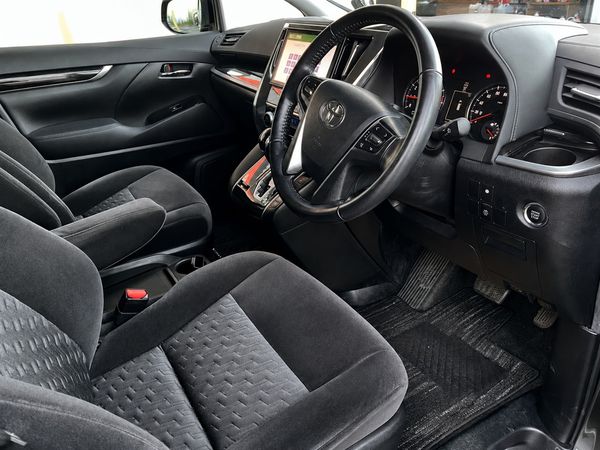 2017 Toyota VELLFIRE 2.5Z Carousel 5