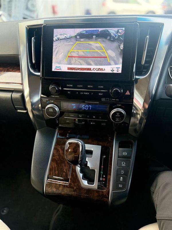 2023 Toyota ALPHARD 2.5X 4WD Carousel 1