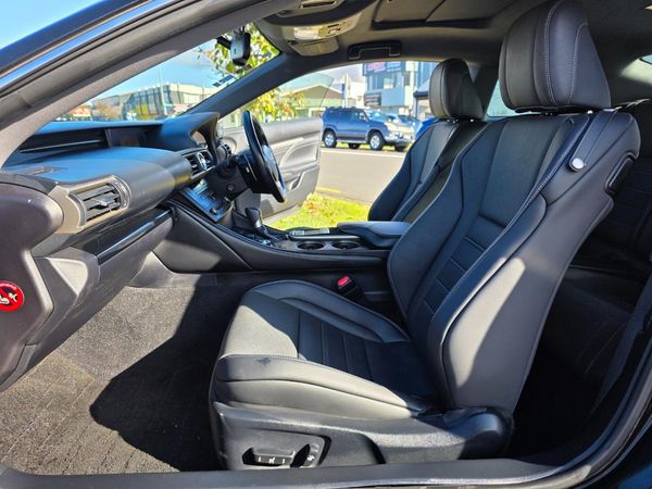 2015 Lexus RC300H Hybrid with Reversing Camera, Parking Sensors, Cruise Control ! Carousel 6