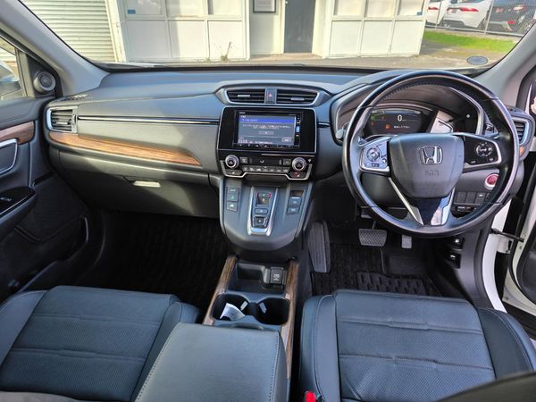 2019 Honda CR-V Hybrid EX Masterpiece with Load of Features ! Carousel 12