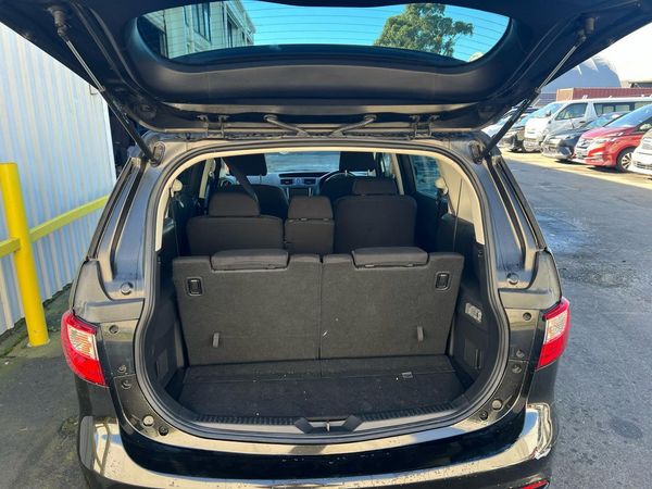 2011 Nissan Lafesta 7 Seaters Carousel 2