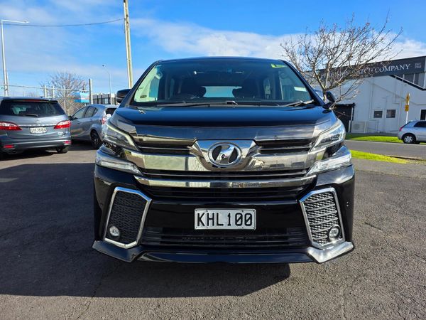 2015 Toyota VELLFIRE 7 Seaters with Loads of Features ! Carousel 13