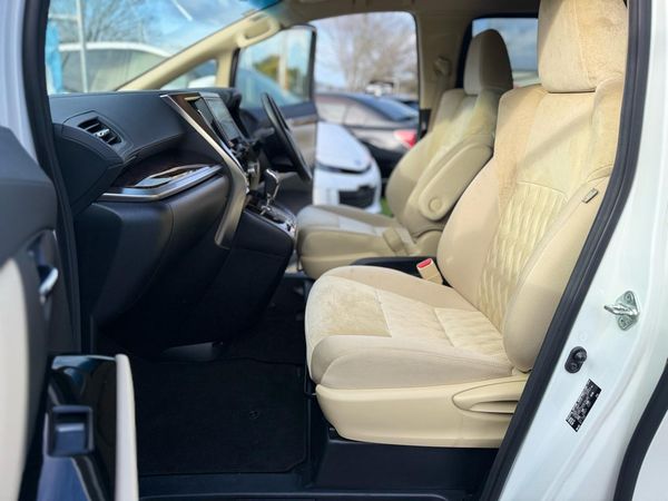 2023 Toyota ALPHARD 2.5X 4WD Carousel 4