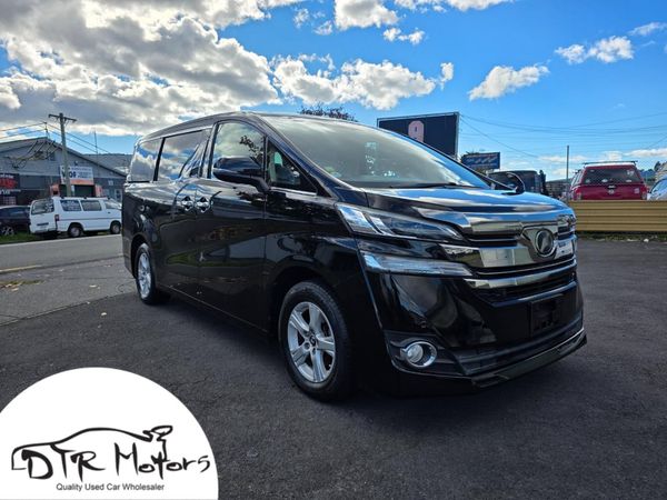 2016 Toyota VELLFIRE 2.5Z 8 Seaters with Reversing Camera, Parking Sensors !
