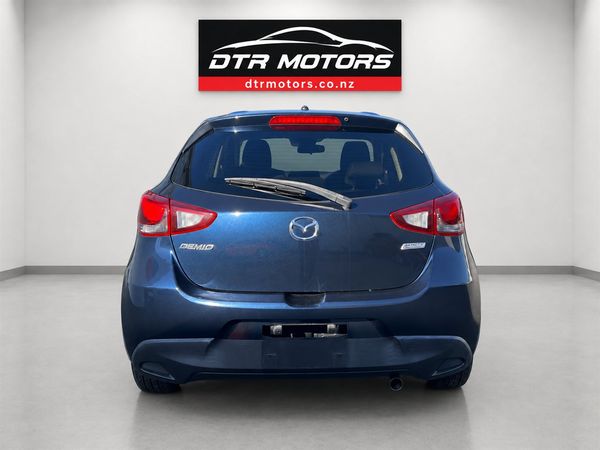 2015 Mazda Demio Carousel 11