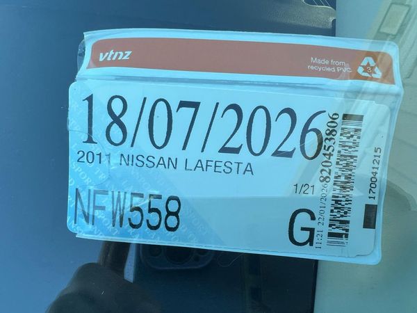 2011 Nissan Lafesta 7 Seaters Carousel 8