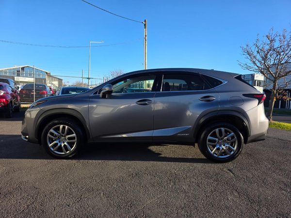 2015 Lexus NX 300H Hybrid 4WD with Load of Features ! Carousel 13