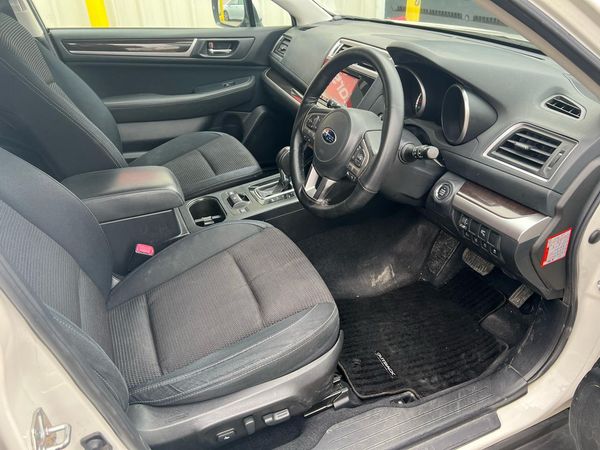2015 Subaru Outback 4WD Carousel 5
