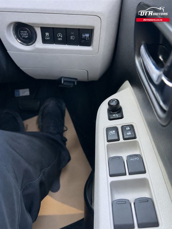 2016 Suzuki IGNIS HV MX Carousel 1