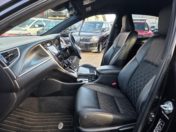 2014 Toyota Harrier Hybrid Premium 4WD with Reversing Camera, Parking Sensors, Cruise Control ! Carousel 3