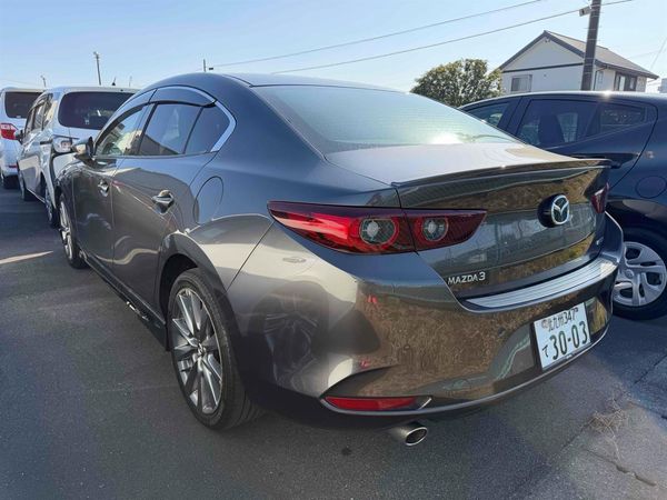 2023 Mazda 3 20S PROACTIVE TOURING SELECTIO Carousel 1
