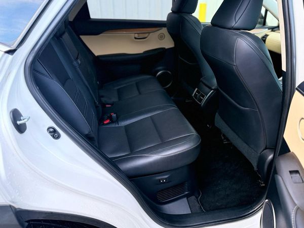 2015 Lexus NX 300H Leather seat Carousel 6