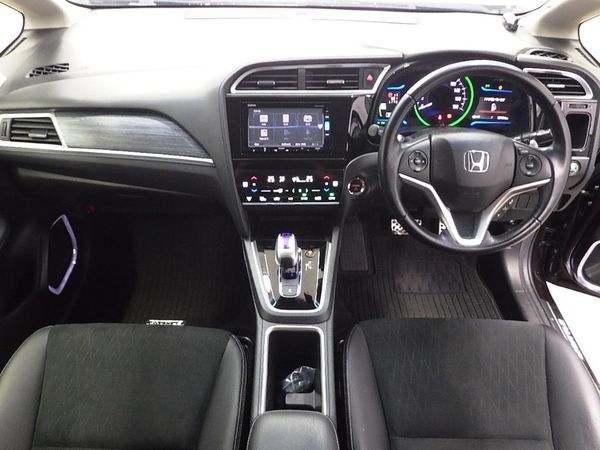 2017 Honda Shuttle HYBRID Z Carousel 2