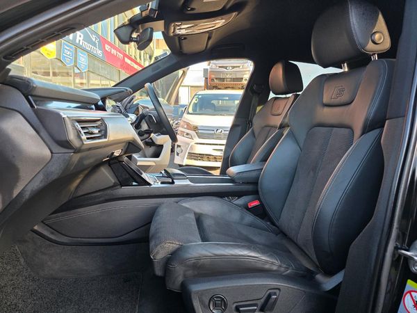2021 Audi e-tron 55 QUATTRO S LINE 4WD Carousel 18