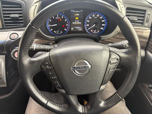 2015 Nissan ELGRAND 250 HIGHWAY STAR Carousel 6