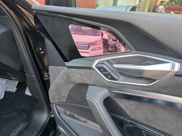 2021 Audi e-tron 55 QUATTRO S LINE 4WD Carousel 11