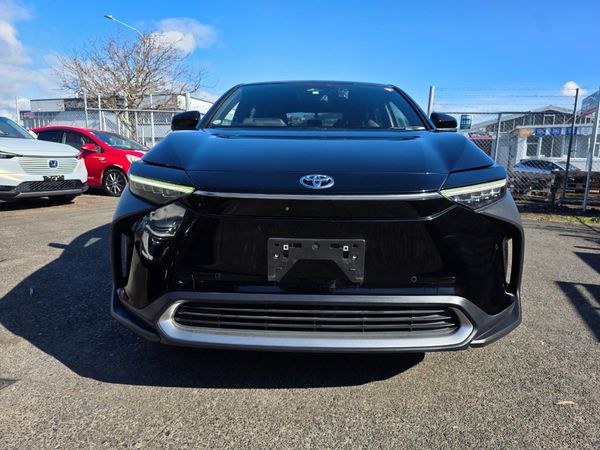 2023 Toyota BZ4X Electric 4WD with Reversing Camera, Parking Sensors, Cruise Control ! Carousel 9