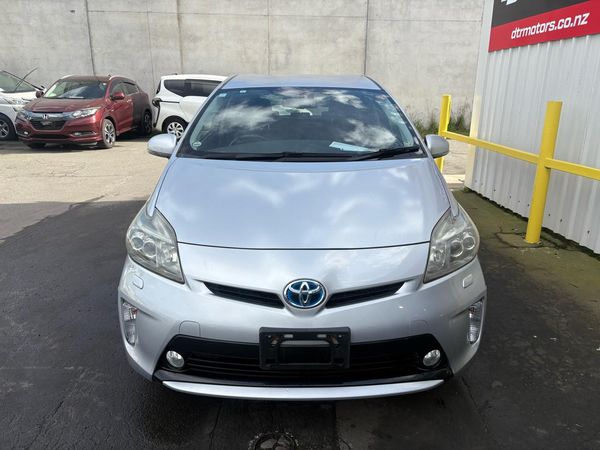 2013 Toyota Prius Hybrid Low Kms Carousel 7