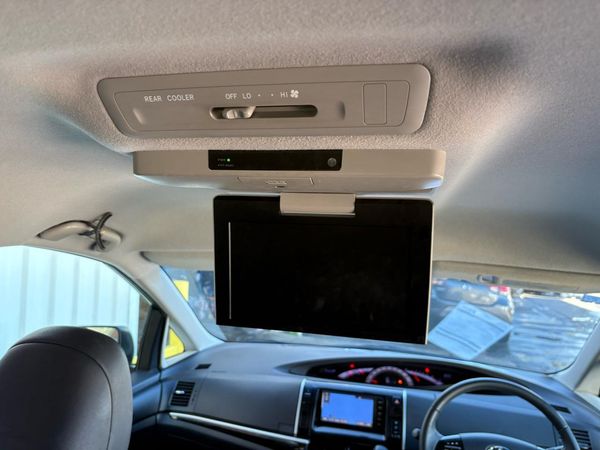 2015 Toyota Estima 5D AERAS PREMIUM EDITION Carousel 15