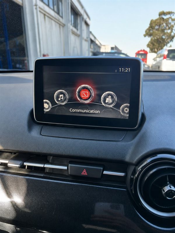 2015 Mazda Demio Carousel 2