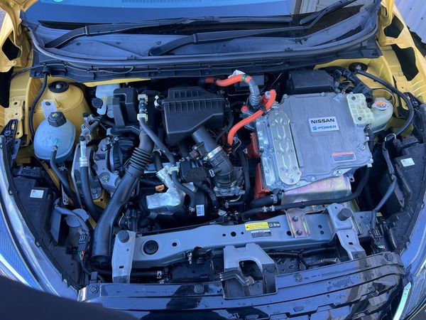 2020 Nissan KICKS E-Power X TWO TONE INTERIOR EDITION with Reversing Camera, Parking Sensors, Cruise Control ! Carousel 7