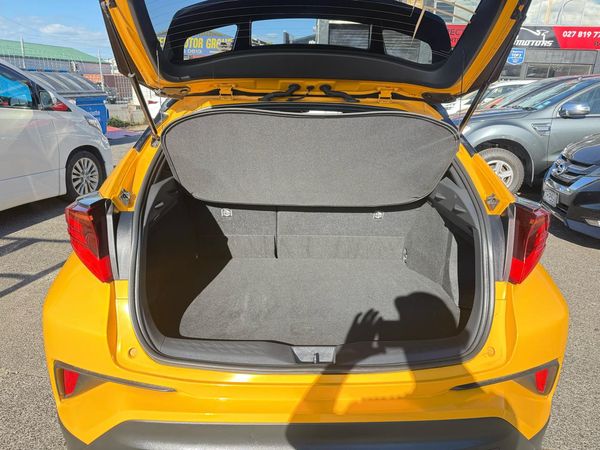 2019 Toyota C-HR GR Sprts Hybrid with Reversing Camera, Cruise Control ! Carousel 1