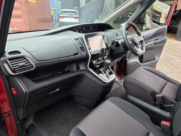 2017 Nissan Serena 5D HIGHWAY STAR S-HYBRID Carousel 6
