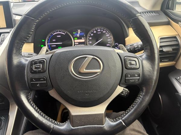 2015 Lexus NX 300H I PACKAGE Carousel 7