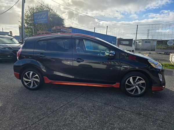 2016 Toyota Aqua X-Urban with Reversing Camera, Half Leather Seats !1 Carousel 11