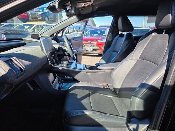2023 Toyota BZ4X Electric 4WD with Reversing Camera, Parking Sensors, Cruise Control ! Carousel 7