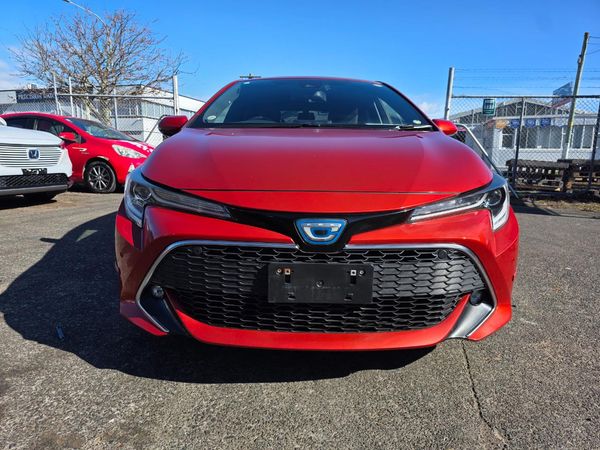 2018 Toyota Corolla Sports Hybrid with Reversing Camera, Parking Sensors, Cruise Control ! Carousel 9
