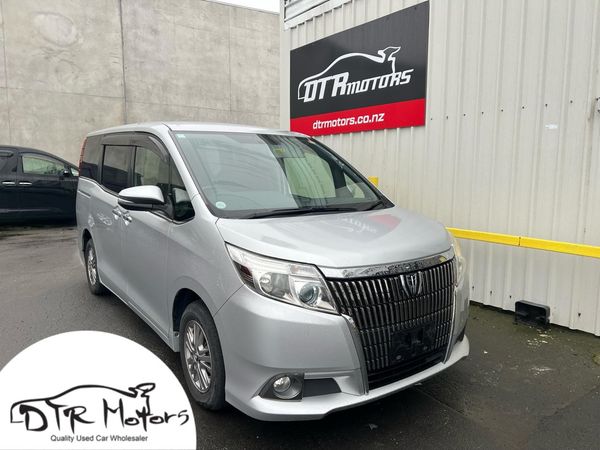 2015 Toyota ESQUIRE XI