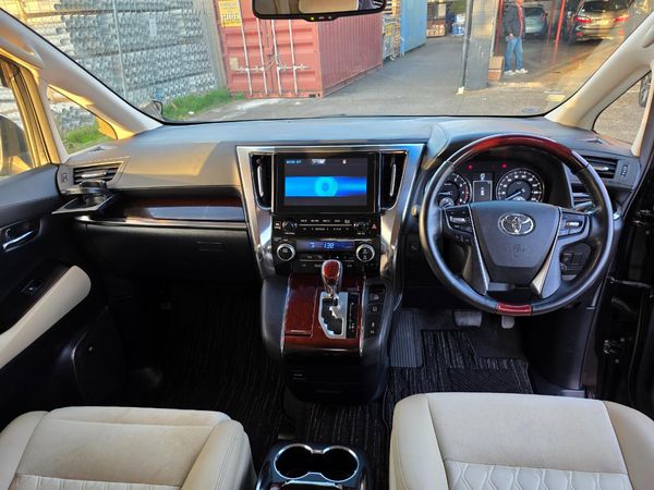 2015 Toyota VELLFIRE 2.5V 7 Seaters with Reversing Camera, Parking Sensors, Cruise Control ! Carousel 1