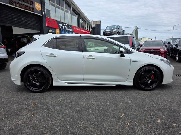 2020 Toyota Corolla Hybrid Sports G Z Model with Reversing Camera, Parking Sensors, Cruise Control ! Carousel 10