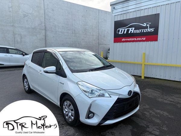 2017 Toyota Vitz hybird