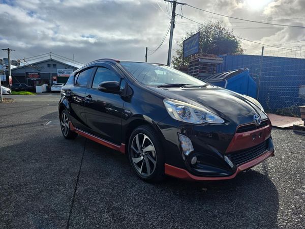 2016 Toyota Aqua X-Urban with Reversing Camera, Half Leather Seats !1 Carousel 9