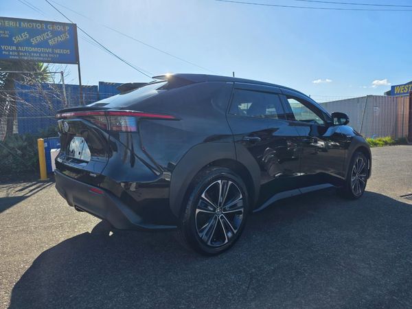 2023 Toyota BZ4X Electric 4WD with Reversing Camera, Parking Sensors, Cruise Control ! Carousel 12