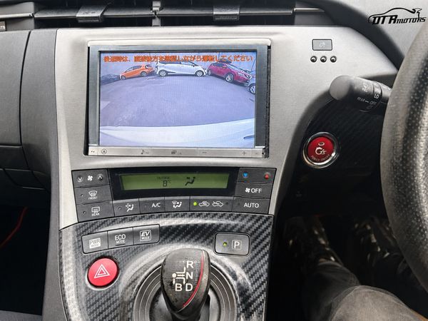 2013 Toyota Prius G'S Model Carousel 11