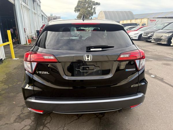 2015 Honda Vezel HYBRID X Carousel 13