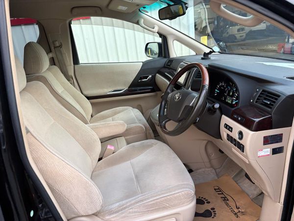 2012 Toyota Alphard 7 Seaters with Reversing Camera, Parking Sensors ! Carousel 4
