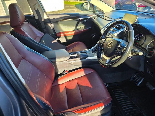2015 Lexus NX 300H Hybrid 4WD with Load of Features ! Carousel 10