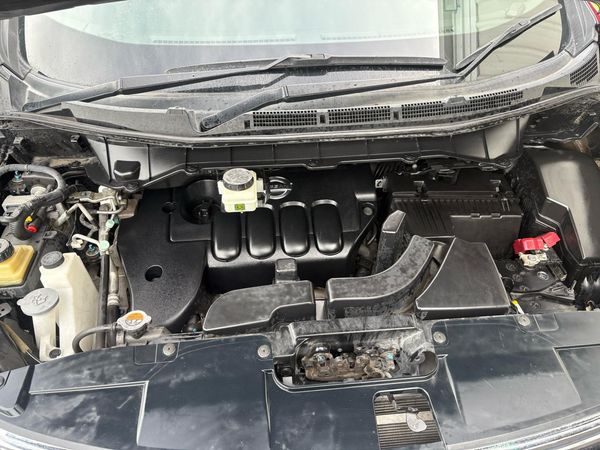 2015 Nissan ELGRAND 250 HIGHWAY STAR Carousel 8