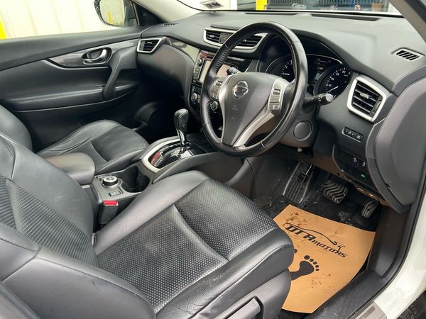 2015 Nissan X-Trail Hybrid with Reversing Camera, Parking Sensor ! Carousel 5