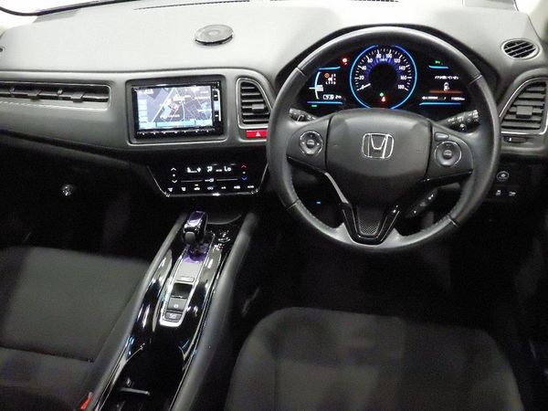 2015 Honda Vezel HYBRID X Carousel 2
