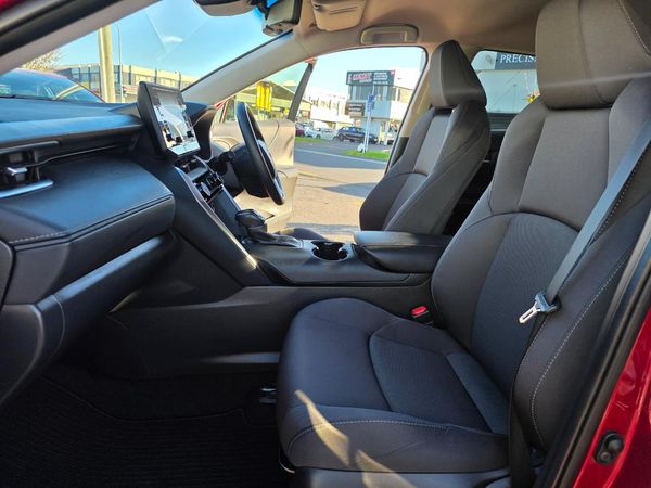 2020 Toyota Harrier Hybrid with Revesing Camera, Parking Sensors, Cruise Control ! Carousel 5
