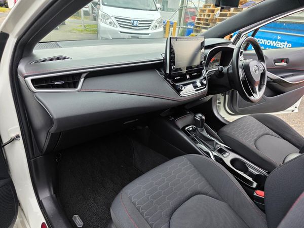 2020 Toyota Corolla Hybrid Sports G Z Model with Reversing Camera, Parking Sensors, Cruise Control ! Carousel 5