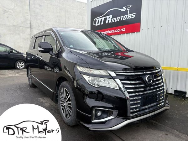 2015 Nissan ELGRAND 250 HIGHWAY STAR